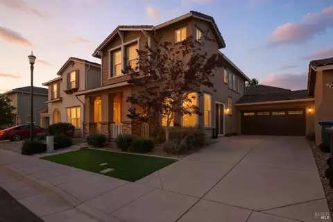 2438 Sheldon Dr, Fairfield, CA 94533