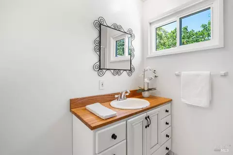 Bath - 1904 Illinois St, Vallejo, CA 94590 photo 3 of 4