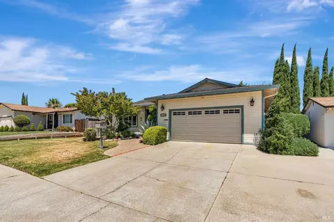 1116 Monterey Dr, Antioch, CA 94509