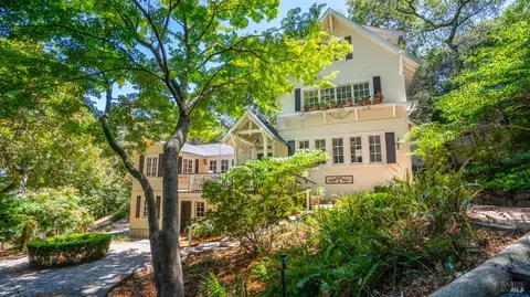 405 Redwood Rd, San Anselmo, CA 94960