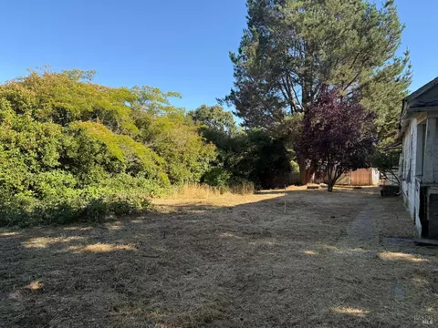 Exterior - 601 Snow Rd, Sebastopol, CA 95472 photo 11 of 12