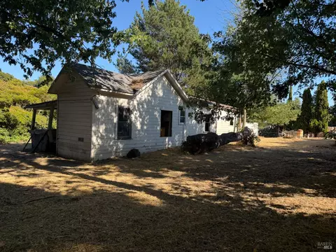 Exterior - 601 Snow Rd, Sebastopol, CA 95472 photo 3 of 12
