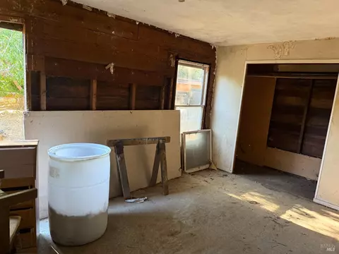 Bedroom - 601 Snow Rd, Sebastopol, CA 95472 photo 1 of 1
