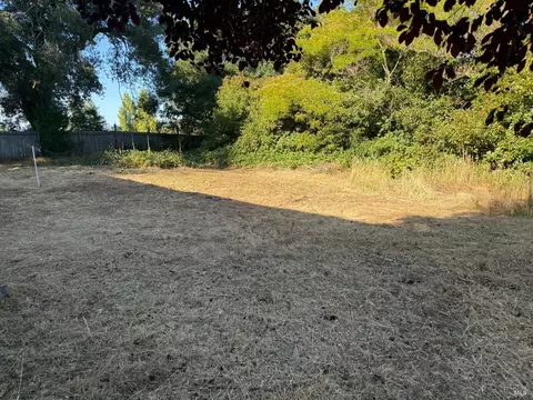Exterior - 601 Snow Rd, Sebastopol, CA 95472 photo 8 of 12