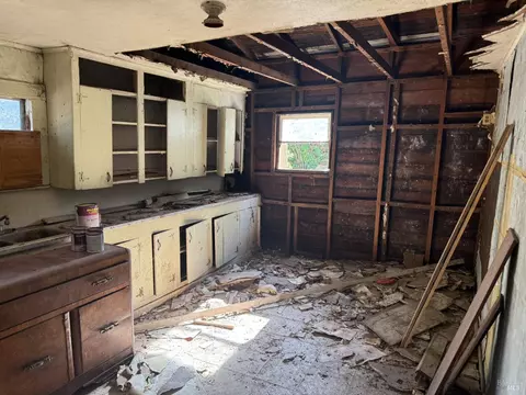 Kitchen - 601 Snow Rd, Sebastopol, CA 95472 photo 1 of 1