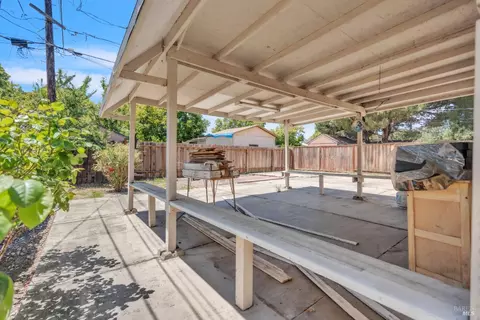 Exterior - 1055 Caldwell Ave, Vallejo, CA 94591 photo 2 of 5