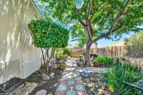 42 Goya Dr, Fairfield, CA 94534 photo 43