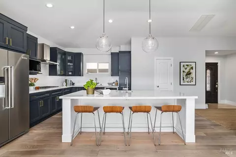 900 Valley View Ln, Mill Valley, CA 94941