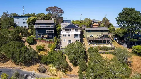 View/Area - 900 Valley View Ln, Mill Valley, CA 94941 photo 5 of 13