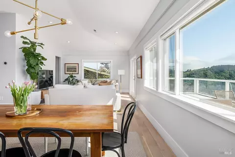 Dining - 900 Valley View Ln, Mill Valley, CA 94941 photo 2 of 6