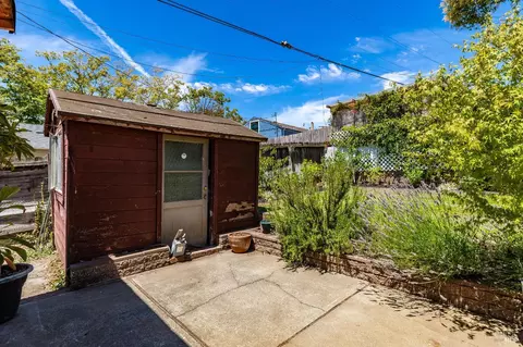 Exterior - 613 Jennings Ave, Vallejo, CA 94591 photo 14 of 16