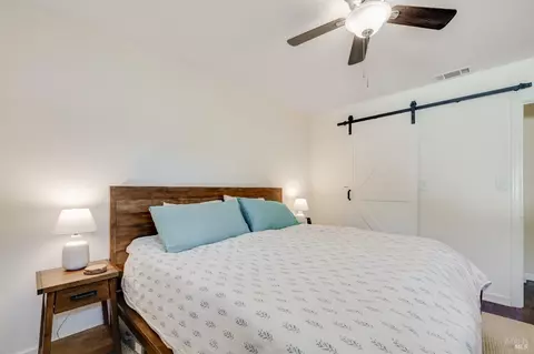 Bedroom - 613 Jennings Ave, Vallejo, CA 94591 photo 5 of 5
