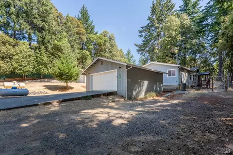 3742 Primrose Dr, Willits, CA 95490