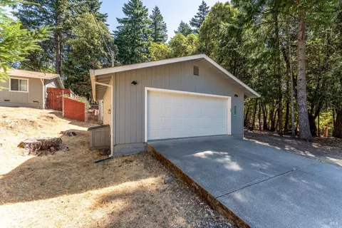 3742 Primrose Dr, Willits, CA 95490 photo 2
