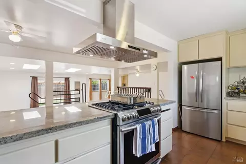 120 Scenic Way, Vallejo, CA 94590 photo 6