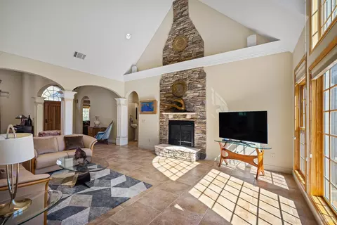 Other - 83 Vine St, Vacaville, CA 95688 photo 8 of 22