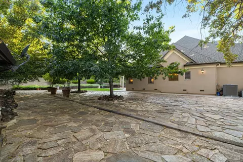 Exterior - 83 Vine St, Vacaville, CA 95688 photo 15 of 31
