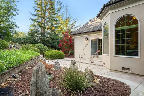 Exterior - 83 Vine St, Vacaville, CA 95688 photo 11 of 31