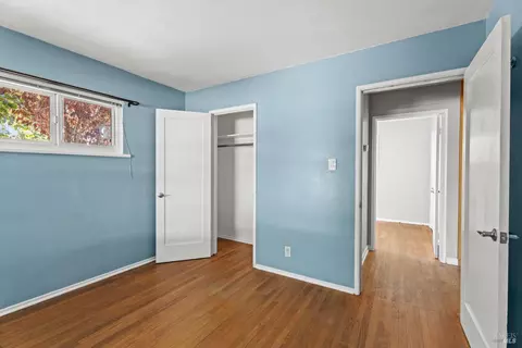 Bedroom - 611 Hawthorne Ln, Willits, CA 95490 photo 3 of 3