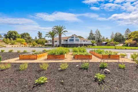 1660 Old Adobe Rd, Petaluma, CA 94954 photo 3