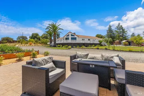 1660 Old Adobe Rd, Petaluma, CA 94954 photo 4