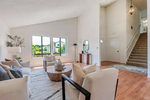 Living - 2223 Redwood Rd, Hercules, CA 94547 photo 4 of 7
