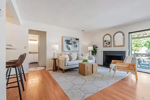 Living - 2223 Redwood Rd, Hercules, CA 94547 photo 6 of 7