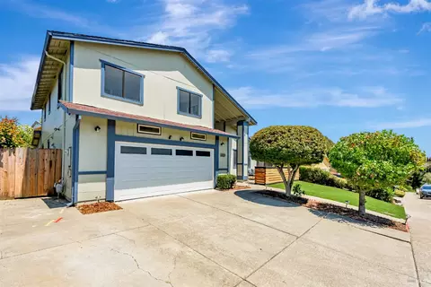 Exterior - 2223 Redwood Rd, Hercules, CA 94547 photo 3 of 18