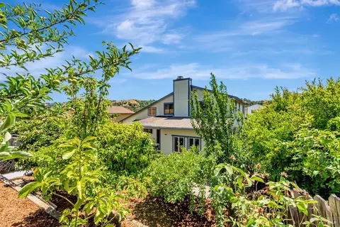 Exterior - 2223 Redwood Rd, Hercules, CA 94547 photo 10 of 18