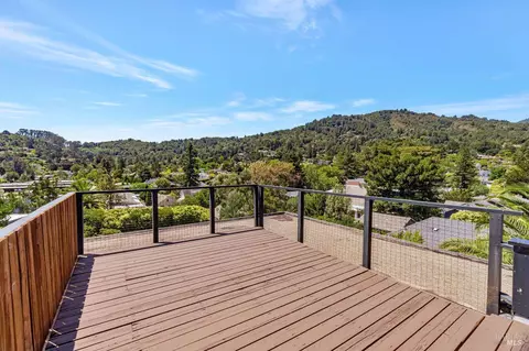 Exterior - 219 Baltimore Ave, Corte Madera, CA 94925 photo 8 of 16