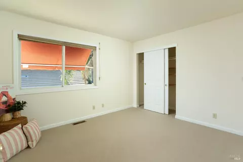 Bedroom - 1645 Dailey Dr, Dixon, CA 95620 photo 6 of 8