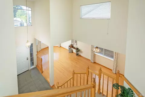 Entry Way - 1645 Dailey Dr, Dixon, CA 95620 photo 2 of 3