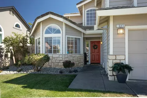 Exterior - 1645 Dailey Dr, Dixon, CA 95620 photo 5 of 11