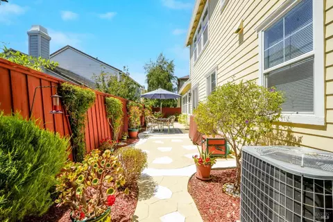 Exterior - 520 Klein Ave, Vallejo, CA 94592 photo 13 of 15