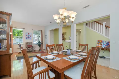 Dining - 520 Klein Ave, Vallejo, CA 94592 photo 2 of 2
