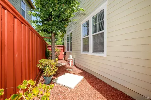Exterior - 520 Klein Ave, Vallejo, CA 94592 photo 11 of 15