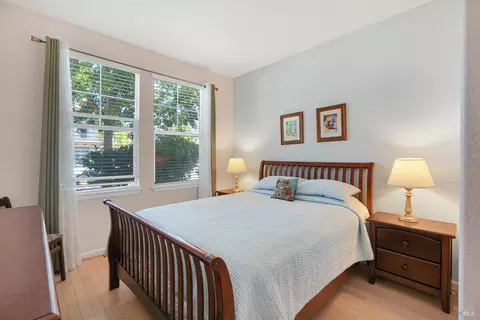 Bedroom - 520 Klein Ave, Vallejo, CA 94592 photo 1 of 8
