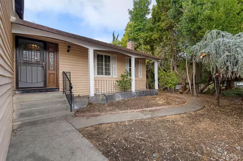 201 Tamalpais Dr, Vallejo, CA 94589