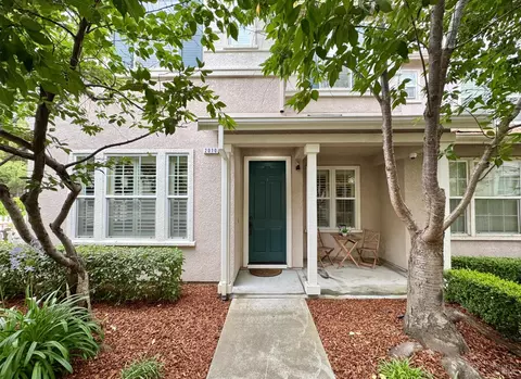 2010 Appollo Ct, Napa, CA 94559