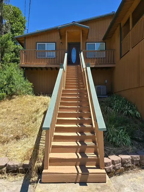26051 Sherwood Rd, Willits, CA 95490