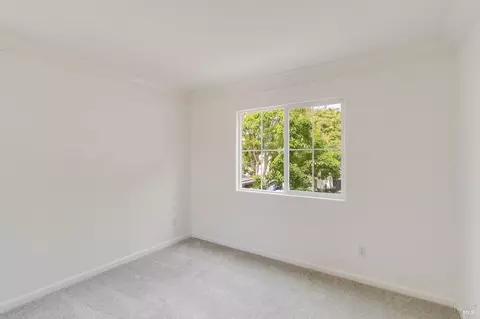 Bedroom - 1220 Halsey St, Vallejo, CA 94590 photo 7 of 10