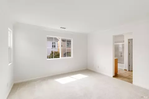 Bedroom - 1220 Halsey St, Vallejo, CA 94590 photo 5 of 10