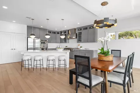 Dining - 178 Great Circle Dr, Mill Valley, CA 94941 photo 1 of 2