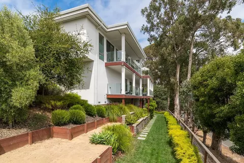 Exterior - 178 Great Circle Dr, Mill Valley, CA 94941 photo 11 of 14