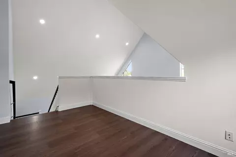 Entry Way - 1152 Carrot Ln, Vallejo, CA 94591 photo 2 of 2