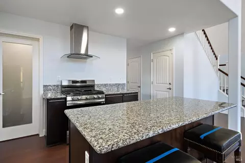 Kitchen - 1152 Carrot Ln, Vallejo, CA 94591 photo 3 of 3