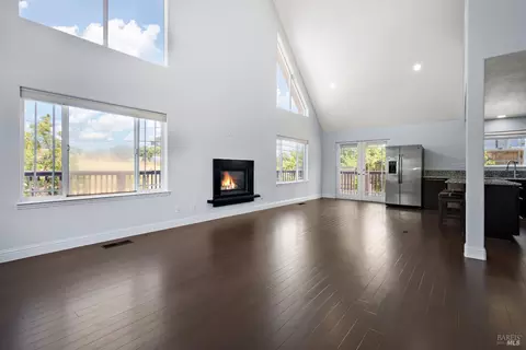 Living - 1152 Carrot Ln, Vallejo, CA 94591 photo 1 of 5
