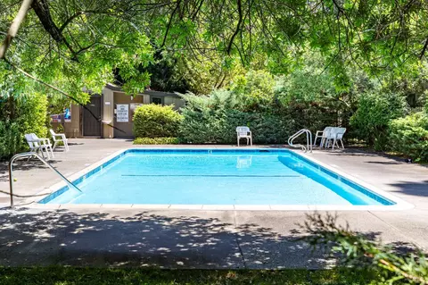 Exterior - 14 Arbor Ct, Cotati, CA 94931 photo 8 of 9
