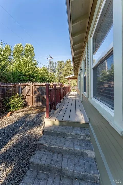 1272 Locust St, Willits, CA 95490 photo 32