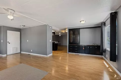 131 Chevy Chase Ct, Fairfield, CA 94533 photo 11